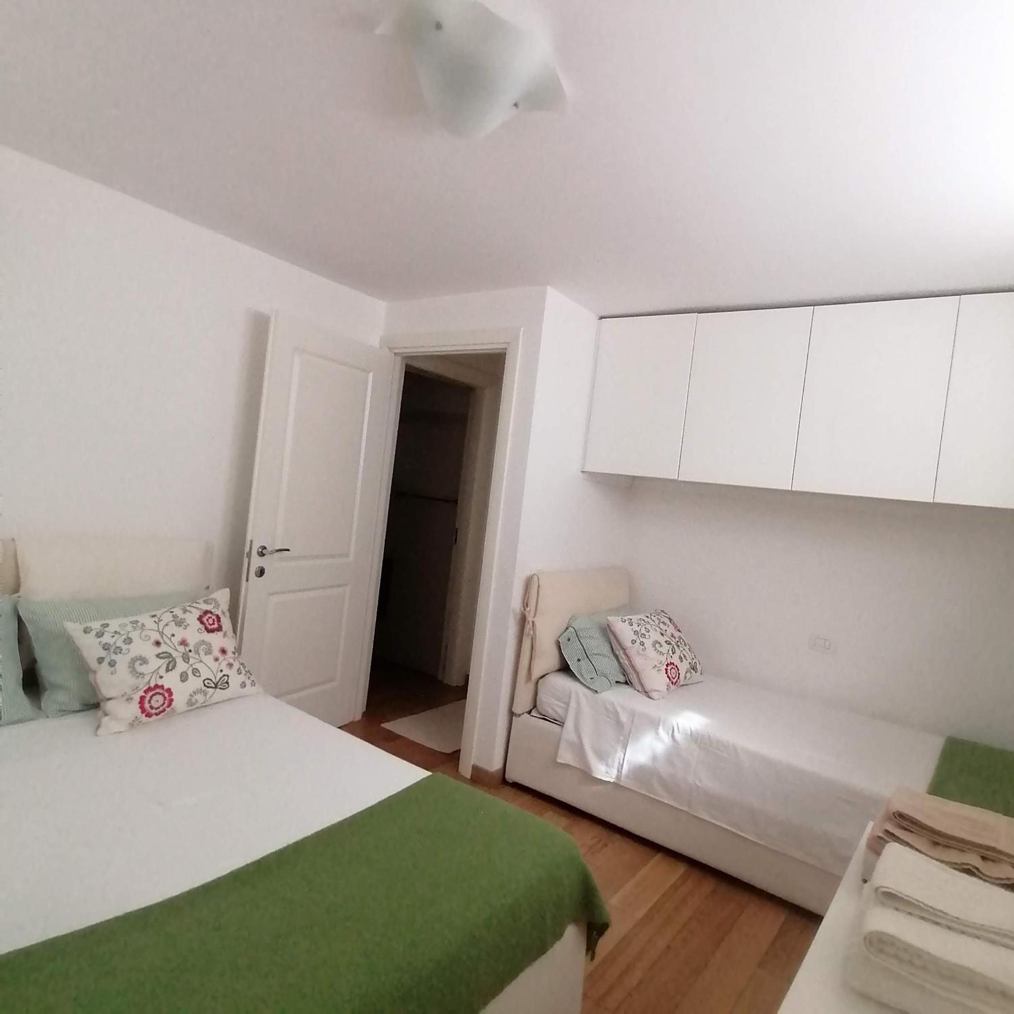פסארו Appartamento In Villa מראה חיצוני תמונה