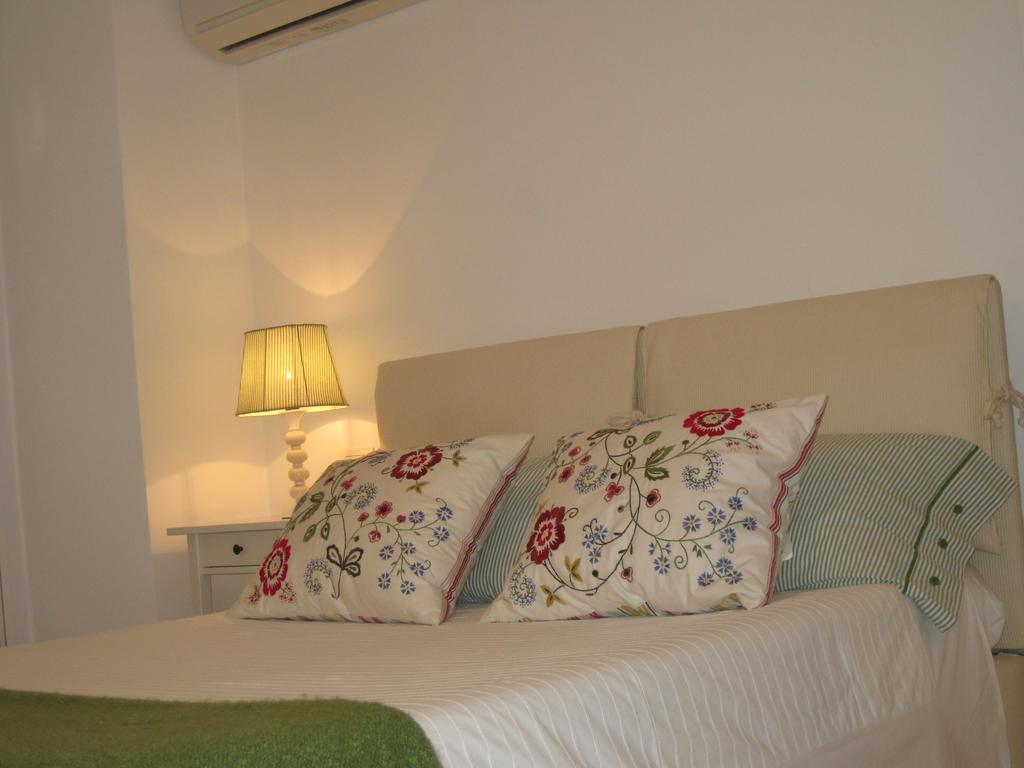 פסארו Appartamento In Villa חדר תמונה