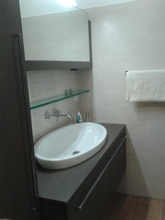 פסארו Appartamento In Villa חדר תמונה